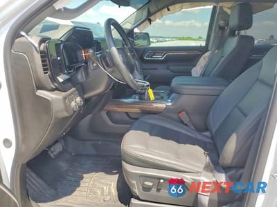 Zdjęcie 7 z 12 samochodu: 2026 CHEVROLET SILVERADO K1500 LT VIN:2GCUKDED5T1107813 - miniatura