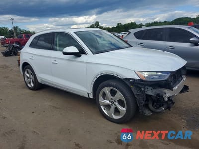 Czwarte zdjęcie samochodu z boku: 2021 AUDI Q5 PREMIUM PLUS VIN:WA1BAAFY3M2090774 - miniatura