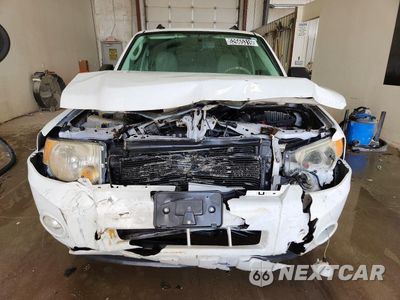 Piąte zdjęcie samochodu w środku: 2011 FORD ESCAPE HYBRID VIN:1FMCU5K33BKB48877 - miniatura