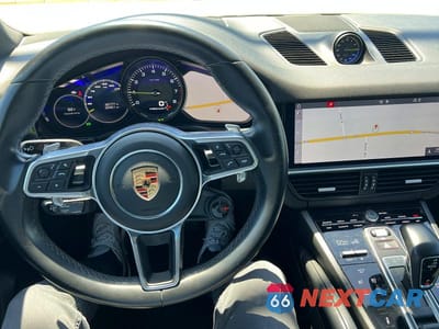 Zdjęcie 7 z 10 samochodu: 2019 PORSCHE CAYENNE SE HYBRID VIN:WP1AE2AY8KDA52072 - miniatura