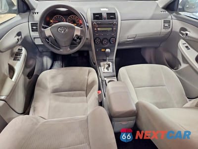 Zdjęcie 8 z 12 samochodu: 2010 TOYOTA COROLLA LE VIN:1NXBU4EE9AZ318990 - miniatura