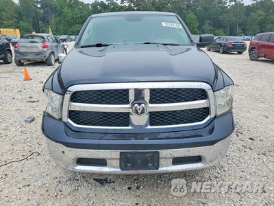 Piąte zdjęcie samochodu w środku: 2019 RAM 1500 CLASSIC SLT VIN:1C6RR6TT6KS647913 - miniatura