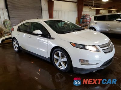 Czwarte zdjęcie samochodu z boku: 2014 CHEVROLET VOLT VIN:1G1RA6E44EU121657 - miniatura