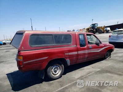 Trzecie zdjęcie samochodu z tyłu: 1990 TOYOTA PICKUP DELUXE VIN:JT4VN93D9L5009815 - miniatura