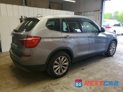 Trzecie zdjęcie samochodu z tyłu: 2016 BMW X3 XDRIVE28I VIN:5UXWX9C51G0D92015 - miniatura