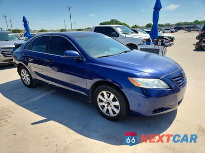 Czwarte zdjęcie samochodu z boku: 2007 TOYOTA CAMRY LE VIN:4T1BE46K07U081686 - miniatura