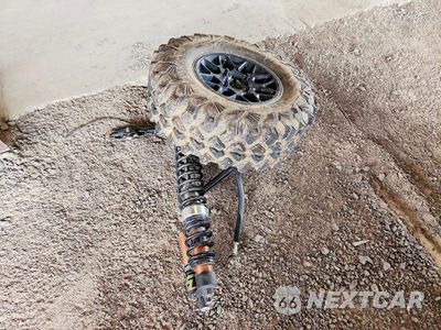 Zdjęcie 9 z 10 samochodu: 2025 CAN-AM MAVERICK X3 UTILITY VEHICLE VIN:3JBVMAY46SE000346 - miniatura
