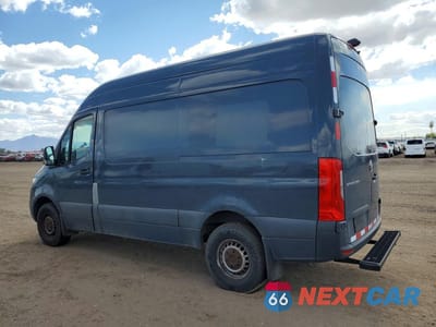 Drugie zdjęcie samochodu z przodu: 2019 MERCEDES BENZ SPRINTER 2500 DELIVERY VAN VIN:WD4PF0CD7KP101743 - miniatura