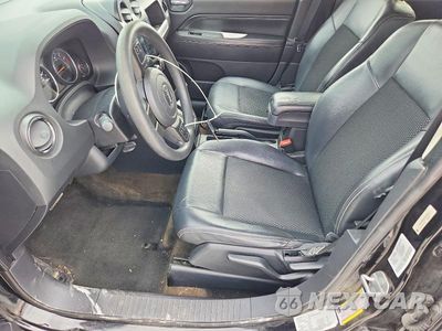 Zdjęcie 7 z 12 samochodu: 2014 JEEP COMPASS SPORT VIN:1C4NJDAB2ED815567 - miniatura