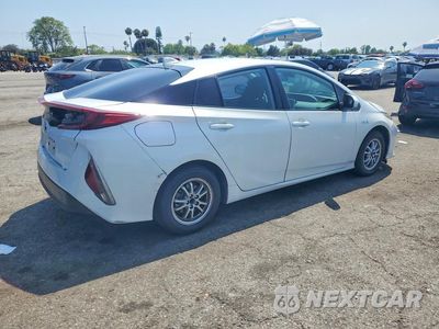 Trzecie zdjęcie samochodu z tyłu: 2021 TOYOTA PRIUS PRIME LE VIN:JTDKAMFP5M3175754 - miniatura