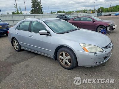 Czwarte zdjęcie samochodu z boku: 2004 HONDA ACCORD EX VIN:1HGCM56714A154379 - miniatura