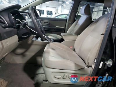 Zdjęcie 7 z 12 samochodu: 2016 KIA SEDONA LX VIN:KNDMB5C1XG6099141 - miniatura