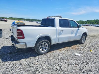 Trzecie zdjęcie samochodu z tyłu: 2021 RAM 1500 LARAMIE VIN:1C6SRFJT0MN640820 - miniatura