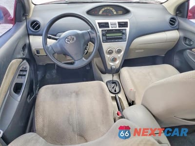 Zdjęcie 8 z 12 samochodu: 2008 TOYOTA YARIS BASE VIN:JTDBT923781236050 - miniatura