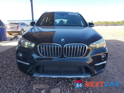 Piąte zdjęcie samochodu w środku: 2016 BMW X1 XDRIVE28I VIN:WBXHT3C39GP882128 - miniatura
