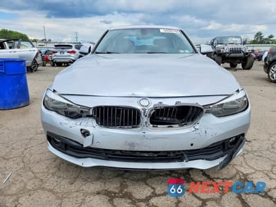 Piąte zdjęcie samochodu w środku: 2016 BMW 320 XI VIN:WBA8E5G53GNU21479 - miniatura