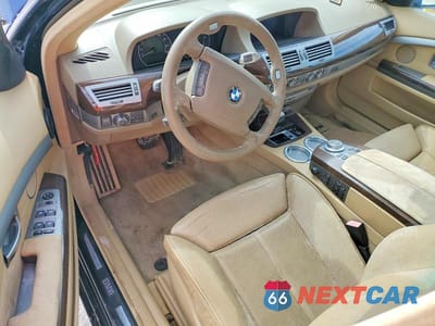 Zdjęcie 8 z 12 samochodu: 2006 BMW 750 I VIN:WBAHL83576DT02058 - miniatura