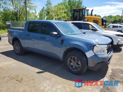 Czwarte zdjęcie samochodu z boku: 2024 FORD MAVERICK XLT VIN:3FTTW8J90RRB35550 - miniatura