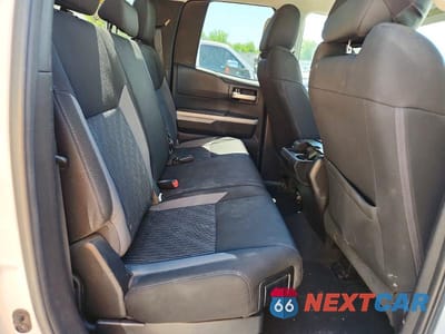 Zdjęcie 11 z 13 samochodu: 2016 TOYOTA TUNDRA SR5 VIN:5TFUW5F10GX502280 - miniatura