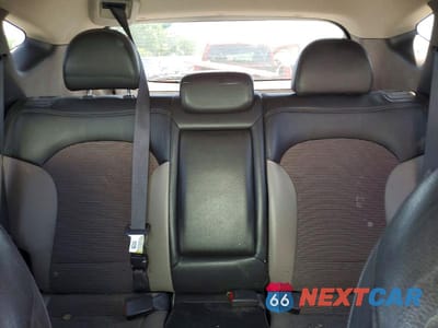 Zdjęcie 10 z 13 samochodu: 2011 HYUNDAI TUCSON GLS VIN:KM8JU3AC3BU314543 - miniatura
