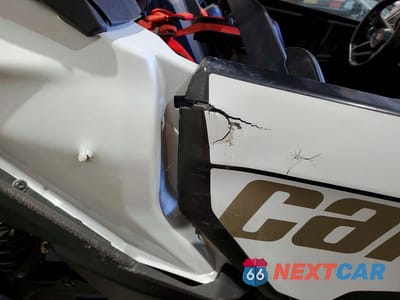 Zdjęcie 9 z 10 samochodu: 2023 CAN-AM MAVERICK X3 UTILITY VEHICLE VIN:3JBVGAY43PE004434 - miniatura