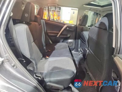 Zdjęcie 11 z 14 samochodu: 2016 TOYOTA RAV4 XLE VIN:2T3RFREV9GW448449 - miniatura