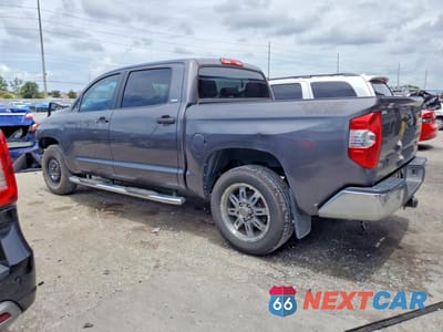 Drugie zdjęcie samochodu z przodu: 2018 TOYOTA TUNDRA CREWMAX SR5 VIN:5TFEM5F17JX128672 - miniatura