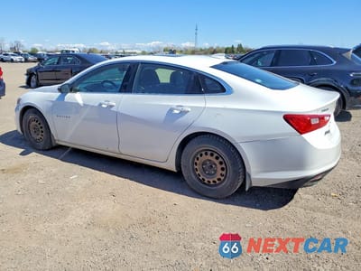 Drugie zdjęcie samochodu z przodu: 2016 CHEVROLET MALIBU LT VIN:1G1ZE5ST2GF351554 - miniatura
