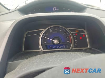Zdjęcie 9 z 12 samochodu: 2009 HONDA CIVIC LX VIN:19XFA16549E045866 - miniatura