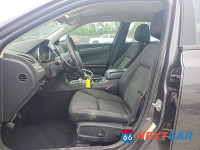 Zdjęcie 7 z 13 samochodu: 2020 CHRYSLER 300 TOURING VIN:2C3CCAAG4LH233650 - miniatura