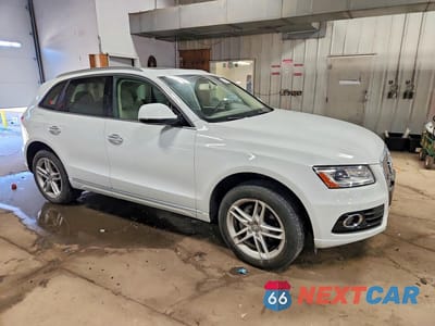 Czwarte zdjęcie samochodu z boku: 2016 AUDI Q5 PREMIUM PLUS VIN:WA1L2AFP6GA125133 - miniatura