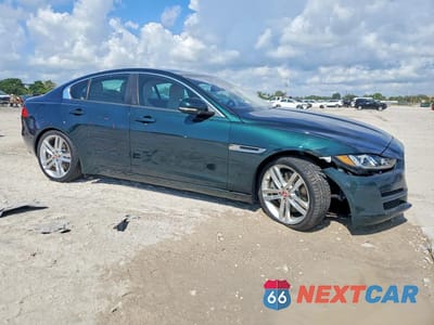 Czwarte zdjęcie samochodu z boku: 2017 JAGUAR XE PREMIUM VIN:SAJAD4BV3HA972188 - miniatura