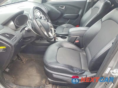 Zdjęcie 7 z 13 samochodu: 2011 HYUNDAI TUCSON GLS VIN:KM8JU3ACXBU276793 - miniatura