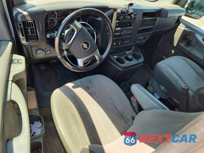 Zdjęcie 8 z 13 samochodu: 2015 CHEVROLET EXPRESS G2500 VIN:1GCWGFCG0F1114181 - miniatura