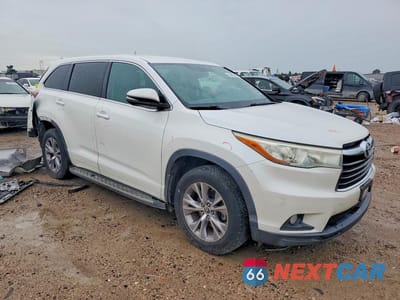 Czwarte zdjęcie samochodu z boku: 2016 TOYOTA HIGHLANDER VIN:5TDZKRFH9GS122558 - miniatura
