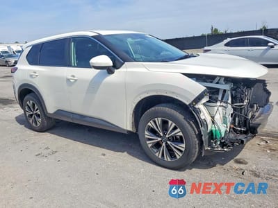 Czwarte zdjęcie samochodu z boku: 2023 NISSAN ROGUE SV VIN:5N1BT3BA4PC901030 - miniatura