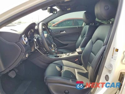 Zdjęcie 7 z 12 samochodu: 2017 MERCEDES-BENZ GLA 250 VIN:WDCTG4EB3HJ332931 - miniatura