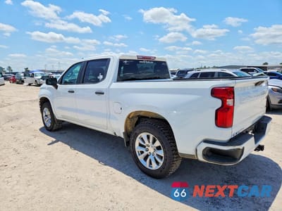 Drugie zdjęcie samochodu z przodu: 2020 CHEVROLET SILVERADO C1500 CUSTOM VIN:1GCPWBEK9LZ349399 - miniatura