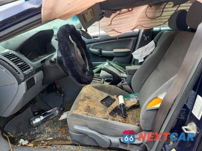 Zdjęcie 7 z 13 samochodu: 2007 HONDA ACCORD SE VIN:1HGCM56327A130738 - miniatura