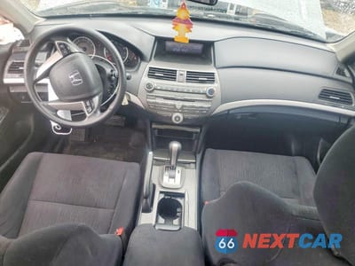 Zdjęcie 8 z 12 samochodu: 2011 HONDA ACCORD LX VIN:1HGCP2F31BA130776 - miniatura