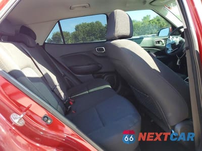 Zdjęcie 10 z 12 samochodu: 2021 HYUNDAI VENUE SE VIN:KMHRB8A38MU125962 - miniatura