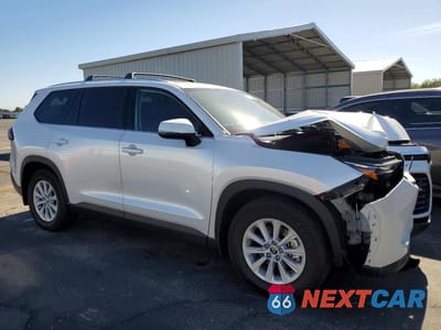 Czwarte zdjęcie samochodu z boku: 2026 TOYOTA GRAND HIGHLANDER HYBRID XLE VIN:5TDACAB57TS096091 - miniatura