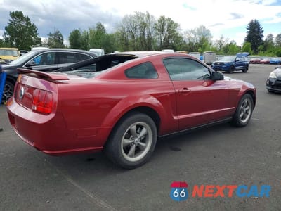 Trzecie zdjęcie samochodu z tyłu: 2005 FORD MUSTANG GT VIN:1ZVFT82HX55241235 - miniatura