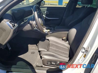 Zdjęcie 7 z 13 samochodu: 2024 BMW 330I VIN:3MW69FF05R8E51001 - miniatura