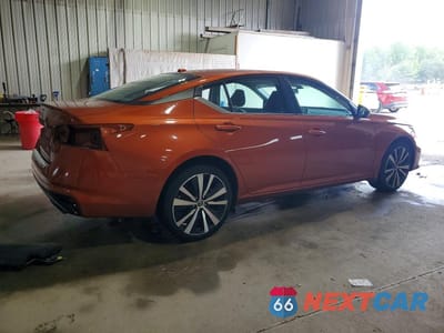Trzecie zdjęcie samochodu z tyłu: 2021 NISSAN ALTIMA SR VIN:1N4BL4CW4MN385908 - miniatura
