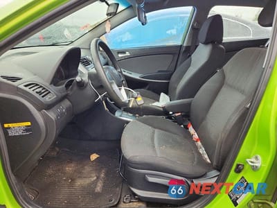 Zdjęcie 7 z 12 samochodu: 2013 HYUNDAI ACCENT GS VIN:KMHCT5AE2DU108903 - miniatura