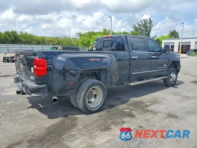 Trzecie zdjęcie samochodu z tyłu: 2015 CHEVROLET SILVERADO K3500 HIGH COUNTRY VIN:1GC4K1E86FF544671 - miniatura