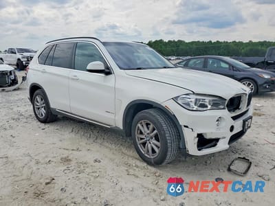 Czwarte zdjęcie samochodu z boku: 2015 BMW X5 4.8I VIN:5UXKR0C54F0P03792 - miniatura