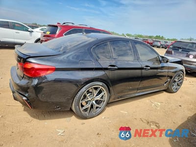 Trzecie zdjęcie samochodu z tyłu: 2018 BMW M550XI VIN:WBAJB9C58JB035446 - miniatura