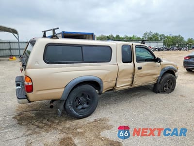 Trzecie zdjęcie samochodu z tyłu: 2002 TOYOTA TACOMA XTRACAB VIN:5TEWM72NX2Z888274 - miniatura